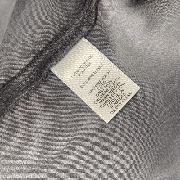 LOFT  Size M Gray Satin Sleeveless Smocked Ruffled Front Blouse - Picture 6 of 11